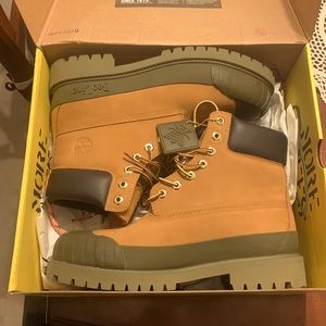 TIMBERLAND
BBC 6 Inch PREMIUM RUBBER TOE BOOT